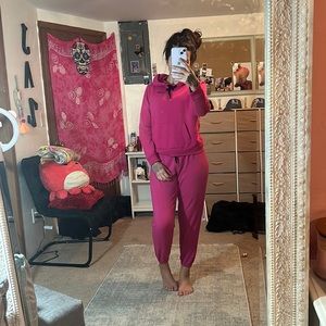 PINK SWEAT SUIT